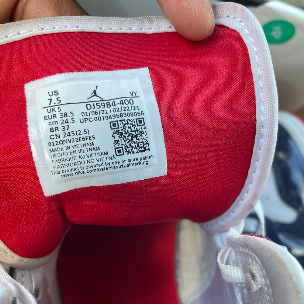 Air Jordan Size 7.5 mens